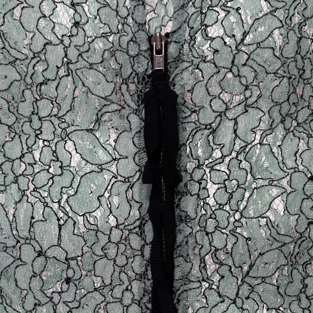 LOFT Mint Green Lace Blouse - Picture 4 of 4